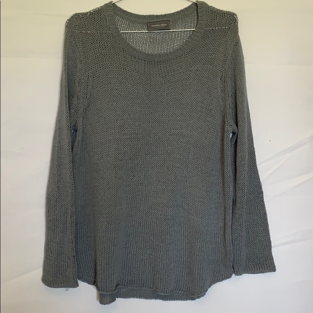 Womens grey sweater, wooden ships brand, nwot,sm